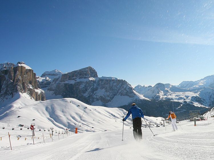 val-di-fassa-lyzovani